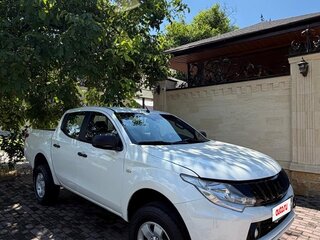2017 Mitsubishi L200 V, белый, 2000000 рублей, вид 3