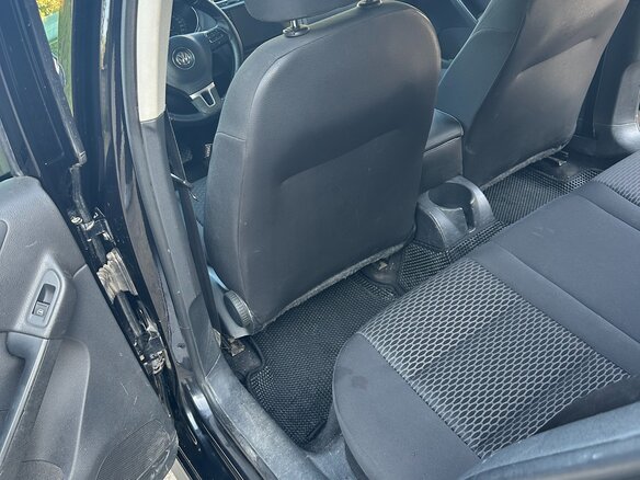 2009 Volkswagen Golf VI, чёрный, 650000 рублей - вид 11