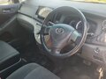 2010 Toyota ISis I Рестайлинг, белый - вид 9