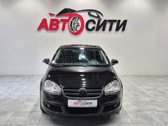 2010 Volkswagen Jetta V, чёрный, 699000 рублей - вид 2