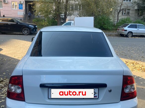 2016 Lada (ВАЗ) Priora I Рестайлинг, белый, 450000 рублей - вид 2