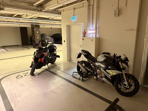 2021 BMW S 1000 R, бежевый, 2500000 рублей - вид 16