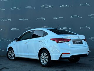 2019 Hyundai Solaris II, белый, 1329800 рублей, вид 4