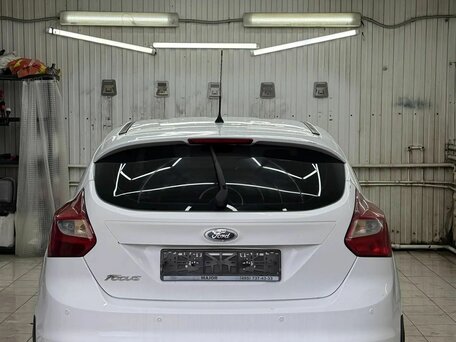2012 Ford Focus III, белый, 550000 рублей, вид 3