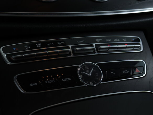 2017 Mercedes-Benz E-Класс 400 V (W213, S213, C238), белый - вид 19