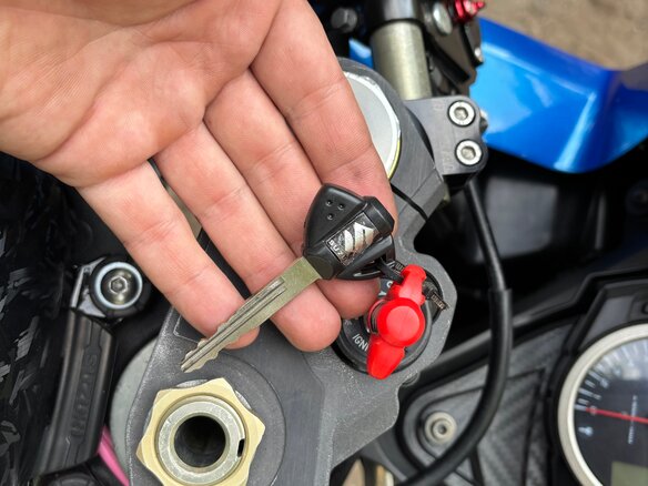 2012 Suzuki GSX-R 750, синий, 790000 рублей - вид 27
