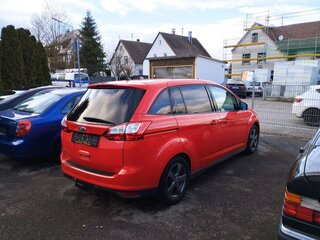 2019 Ford C-MAX II Рестайлинг, красный, 1200000 рублей, вид 3
