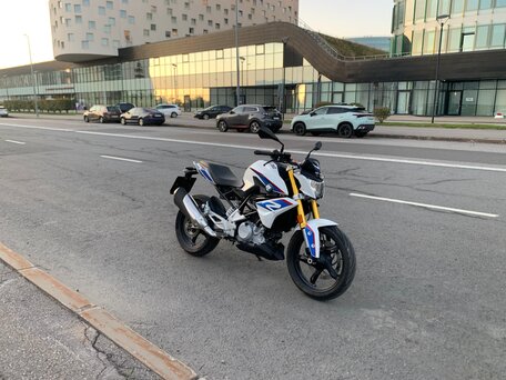 2017 BMW G 310 R, белый, 500000 рублей, вид 2