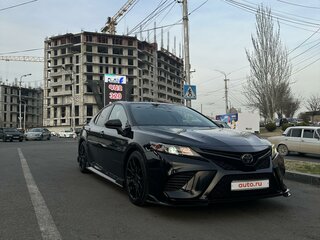 2020 Toyota Camry US Market VIII (XV70), чёрный, 4050000 рублей, вид 2