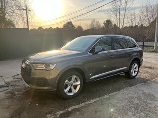 2022 Audi Q7 45 TFSI II (4M) Рестайлинг, серый, 6200000 рублей, вид 3