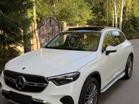 2024 Mercedes-Benz GLC 220 d II (X254), белый, 6899000 рублей, вид 4