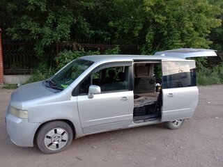 2003 Honda Mobilio Spike I, серебристый, 385000 рублей, вид 2