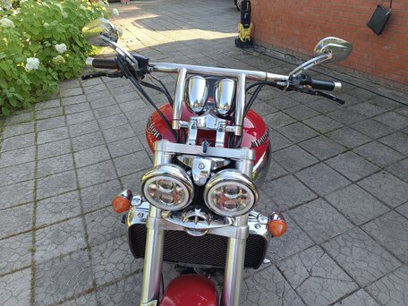 2005 Triumph Rocket 3, красный, 675000 рублей, вид 1