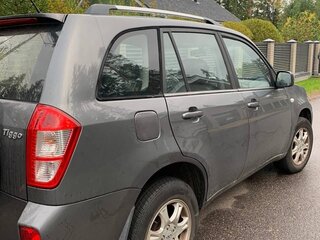 2015 Chery Tiggo (T11) I Рестайлинг (FL), серебристый, 485000 рублей, вид 3
