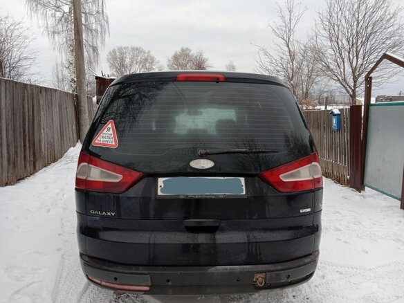 2007 Ford Galaxy II, чёрный - вид 2