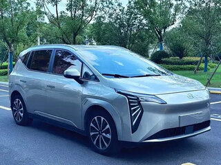 2024 Aion Y Plus 61.7 kWh, серый, 1344000 рублей, вид 2