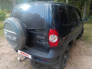 2015 Chevrolet Niva I Рестайлинг, коричневый, 480000 рублей, вид 3