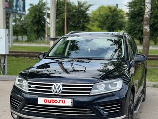 2017 Volkswagen Touareg II Рестайлинг, синий, 2600000 рублей, вид 5