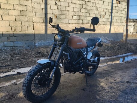 2023 Fuego Scrambler 250, золотистый, 150000 рублей, вид 3