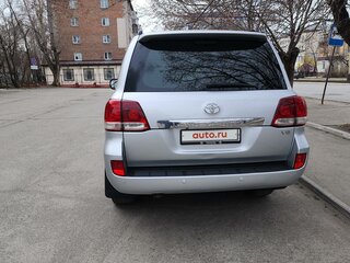 2008 Toyota Land Cruiser 200 Series, серебристый, 3950000 рублей, вид 3