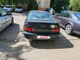 1995 Toyota Camry III (XV10), зелёный, 145000 рублей, вид 4