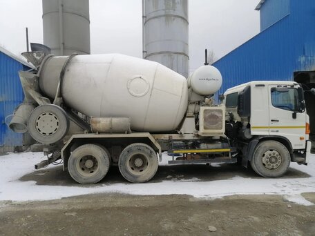 2013 Hino Бетоносмеситель, белый, 4500000 рублей, вид 5