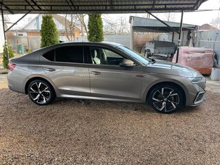 2023 Skoda Octavia IV (A8), серый, 3050000 рублей, вид 5
