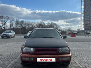 1992 Volkswagen Golf III, красный, 320000 рублей, вид 2