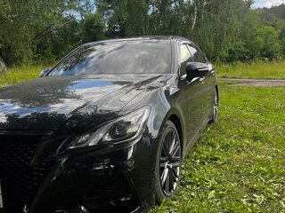 2017 Toyota Crown XIV (S210) Рестайлинг, чёрный, 2820000 рублей, вид 3