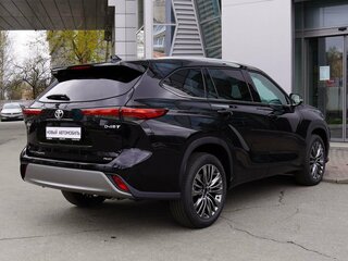 2026 Toyota Highlander IV (XU70), чёрный, 5250000 рублей, вид 4
