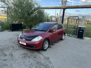 2006 Nissan Tiida I, красный, 420000 рублей, вид 2