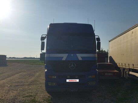 1998 Mercedes-Benz Actros, синий, 3200000 рублей, вид 1