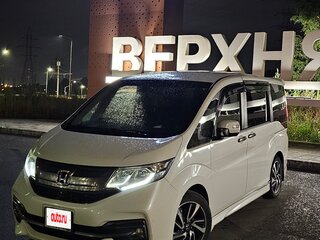2015 Honda Stepwgn Spada V, белый, 1680000 рублей, вид 1
