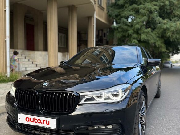 2015 BMW 7 серии Long 730Ld xDrive VI (G11/G12), чёрный, 3149000 рублей - вид 2