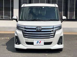 2023 Toyota Roomy I Рестайлинг, белый, 975000 рублей, вид 2