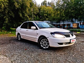 2005 Mitsubishi Lancer IX Рестайлинг, белый, 400000 рублей, вид 3