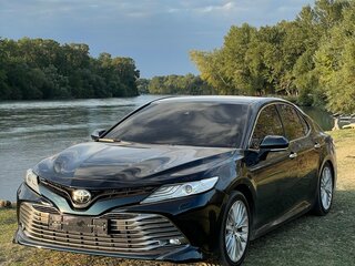 2018 Toyota Camry VIII (XV70), синий, 2870000 рублей, вид 2