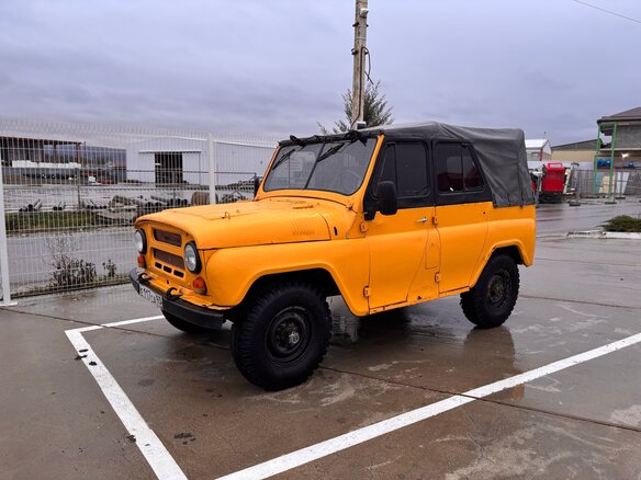1984 УАЗ 469, жёлтый, 250000 рублей - вид 2