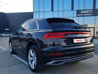2019 Audi Q8 55 TFSI I (4M), чёрный, 5300000 рублей, вид 5