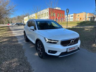 2019 Volvo XC40 I, белый, 2590000 рублей, вид 1