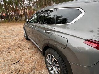 2019 Hyundai Santa Fe IV, серый, 2800000 рублей, вид 3
