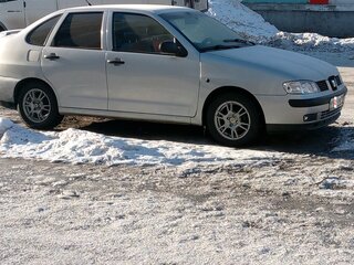 2002 SEAT Cordoba I Рестайлинг, серебристый, 245000 рублей, вид 5