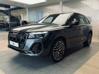 2025 Audi Q7 45 TFSI II (4M) Рестайлинг 2, серый, 11890000 рублей, вид 1