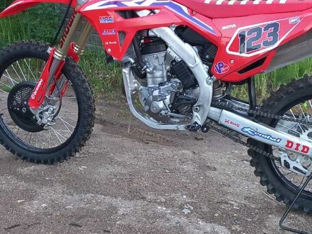 2024 Honda CRF 250R, красный, 850000 рублей, вид 4