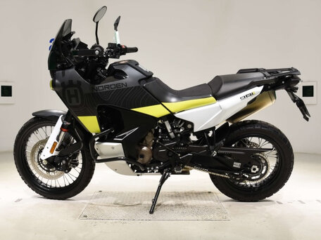 2023 Husqvarna Norden 901, серый, 1100000 рублей, вид 3