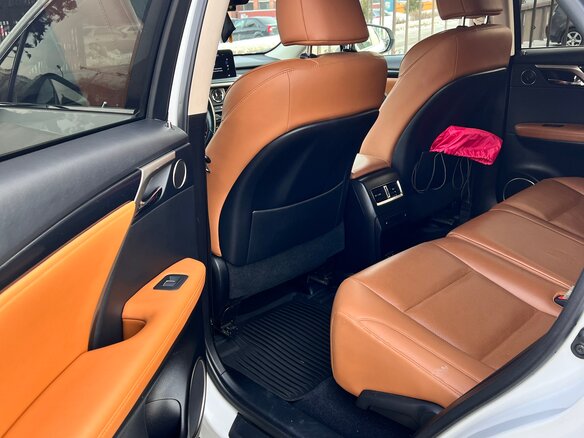 2020 Lexus RX 300 IV Рестайлинг, белый, 5950000 рублей - вид 15