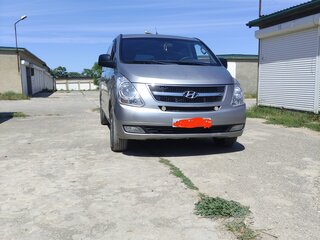 2011 Hyundai Grand Starex I, серый, 1600000 рублей, вид 3