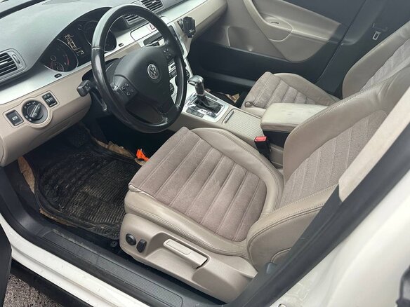 2009 Volkswagen Passat B6, белый, 1050000 рублей - вид 4