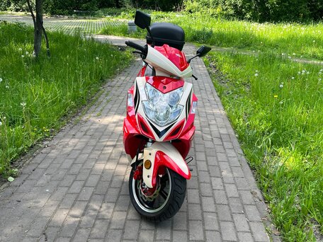 2013 Nexus Fantom, красный, 83000 рублей, вид 4