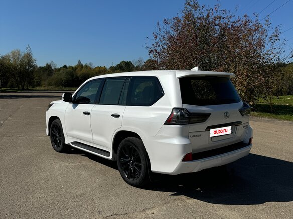 2019 Lexus LX 450d III Рестайлинг 2, белый, 11100000 рублей - вид 8
